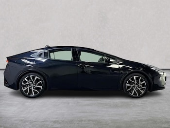 Used Toyota Prius 2024 for sale - 77487686: Photo