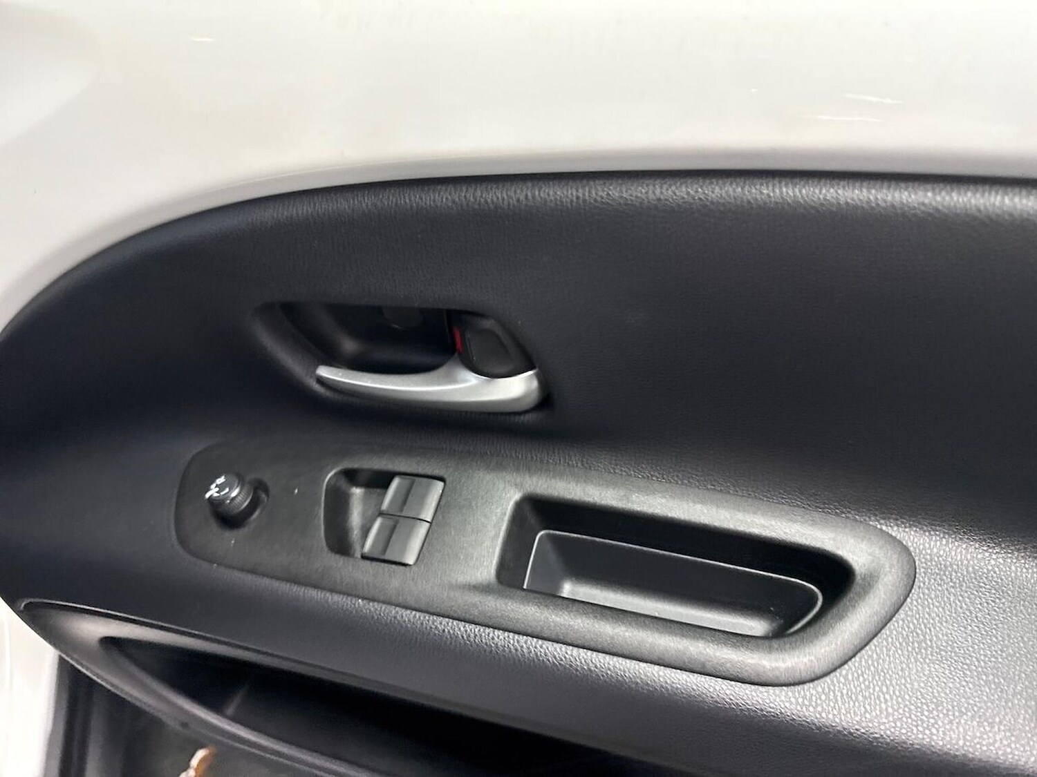 Used Toyota Aygo X 2024 for sale - 76791916: Photo 21