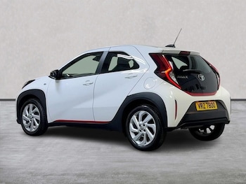 Used Toyota Aygo X 2024 for sale - 76791916: Photo