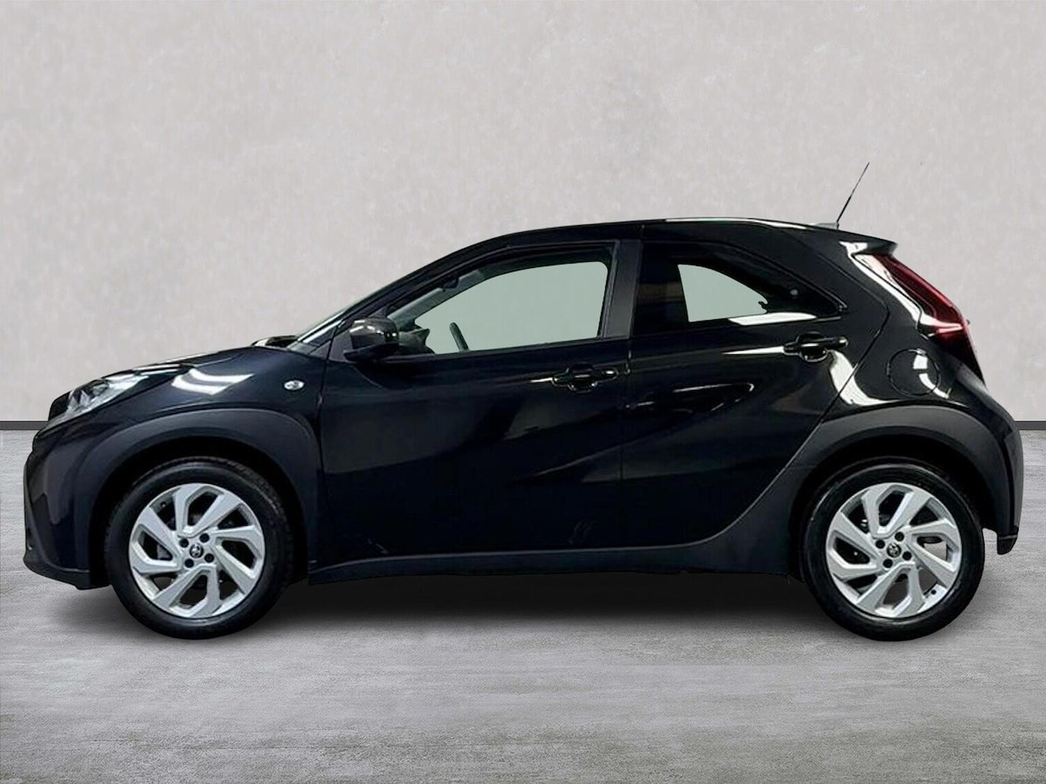 Used Toyota Aygo X 2023 for sale - 76082463: Photo 19