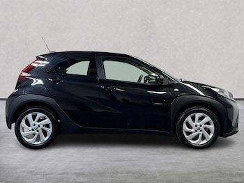 Used Toyota Aygo X 2023 for sale - 76082463: Photo 3