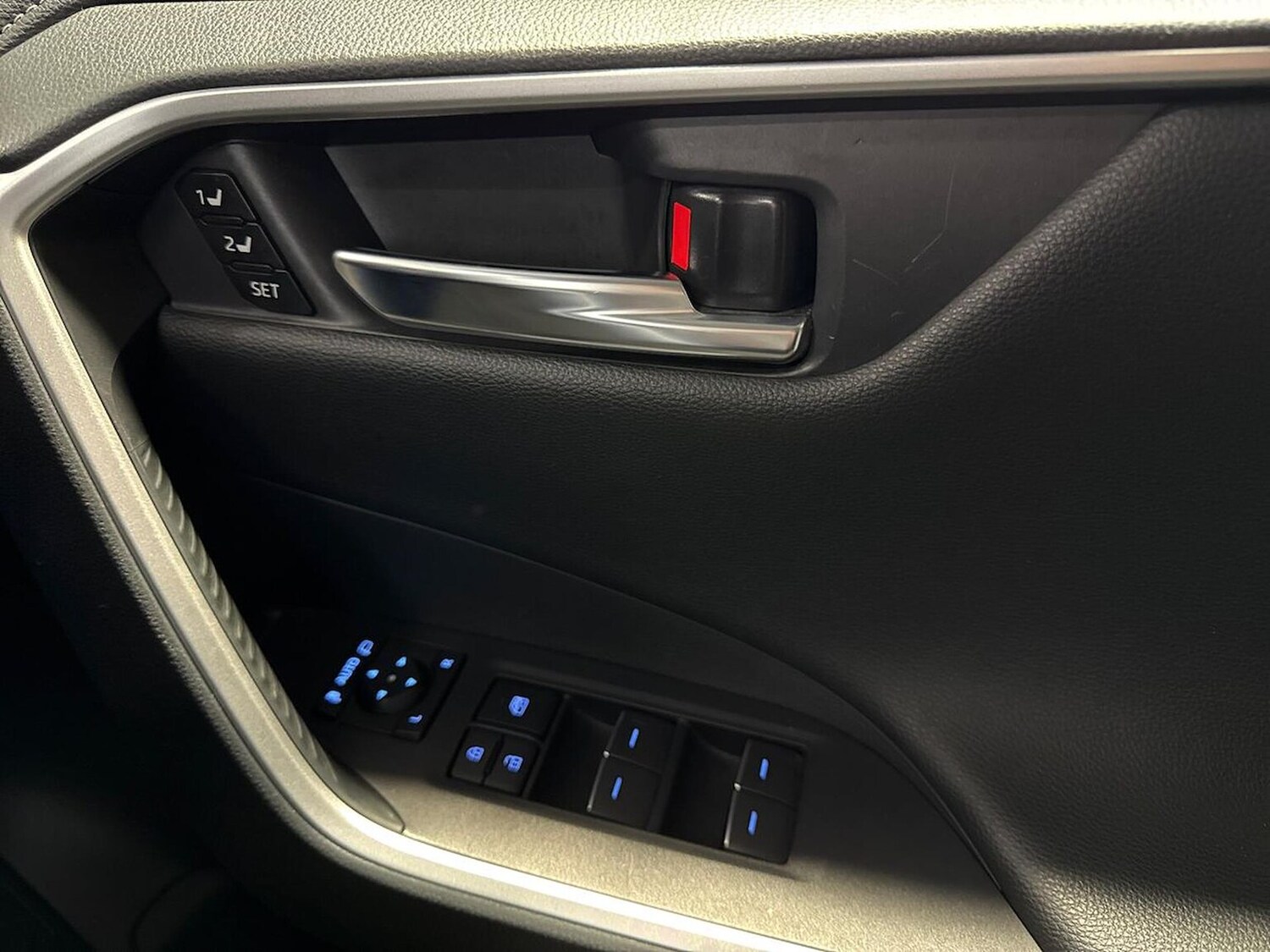 Used Toyota RAV4 2022 for sale - 76490685: Photo 21