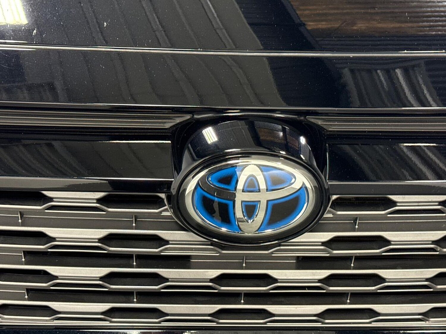 Used Toyota RAV4 2022 for sale - 76490685: Photo 28