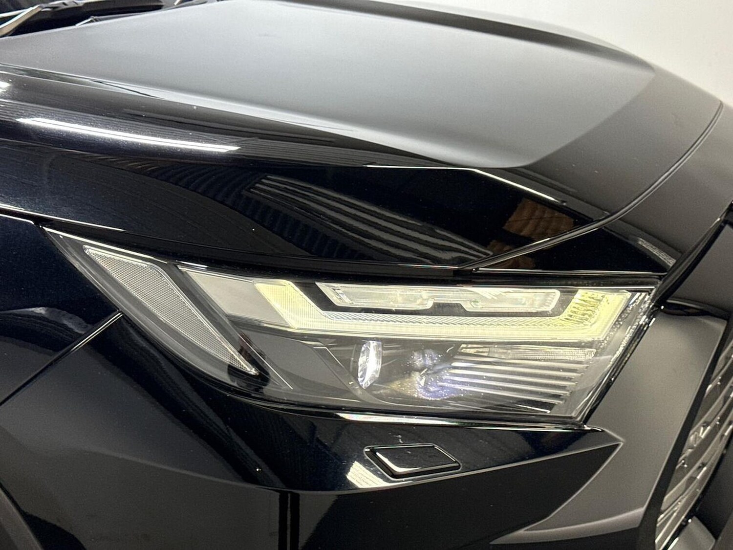 Used Toyota RAV4 2022 for sale - 76490685: Photo 29