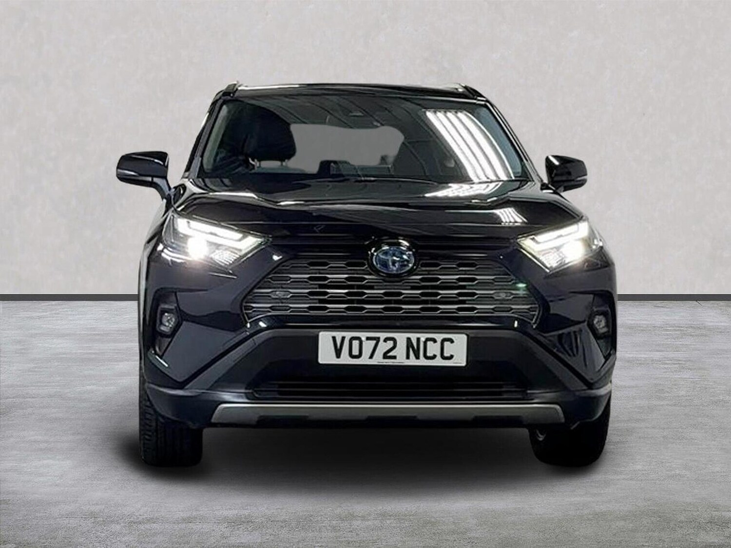 Used Toyota RAV4 2022 for sale - 76490685: Photo 5