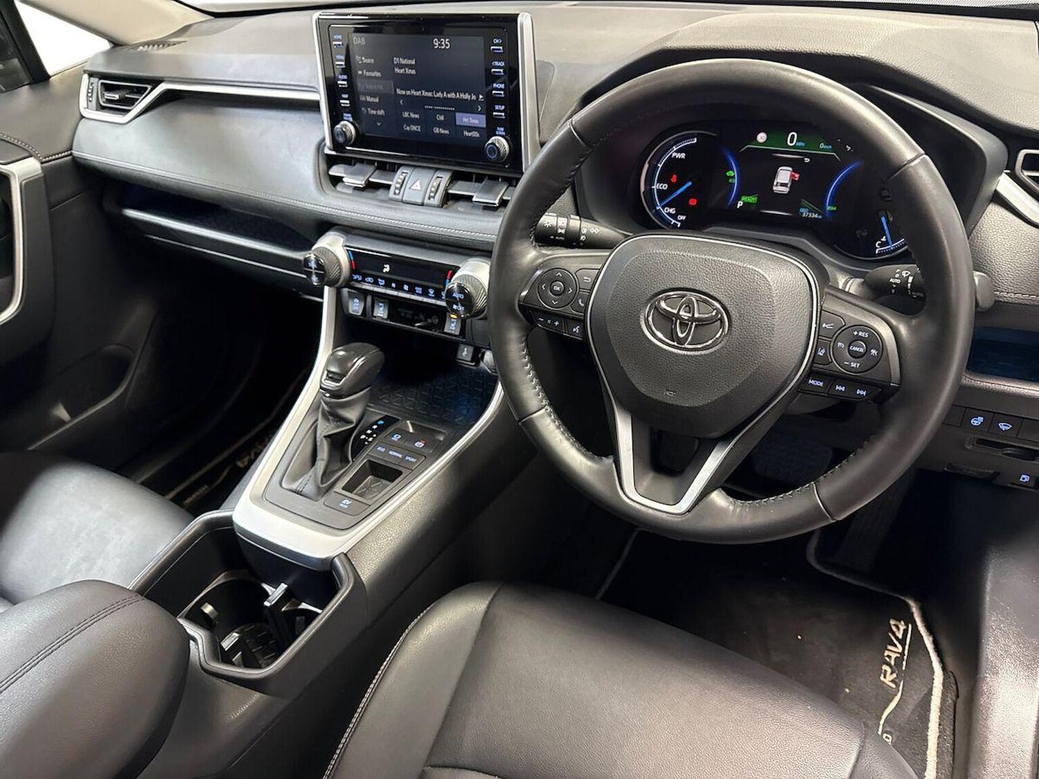 Used Toyota RAV4 2022 for sale - 76490685: Photo 8