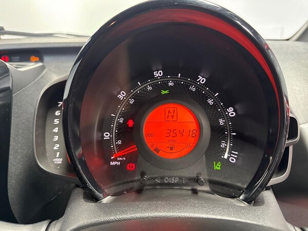 Used Toyota AYGO 2021 for sale - 76231726: Photo 10