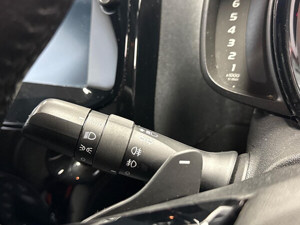 Used Toyota AYGO 2021 for sale - 76231726: Photo 27