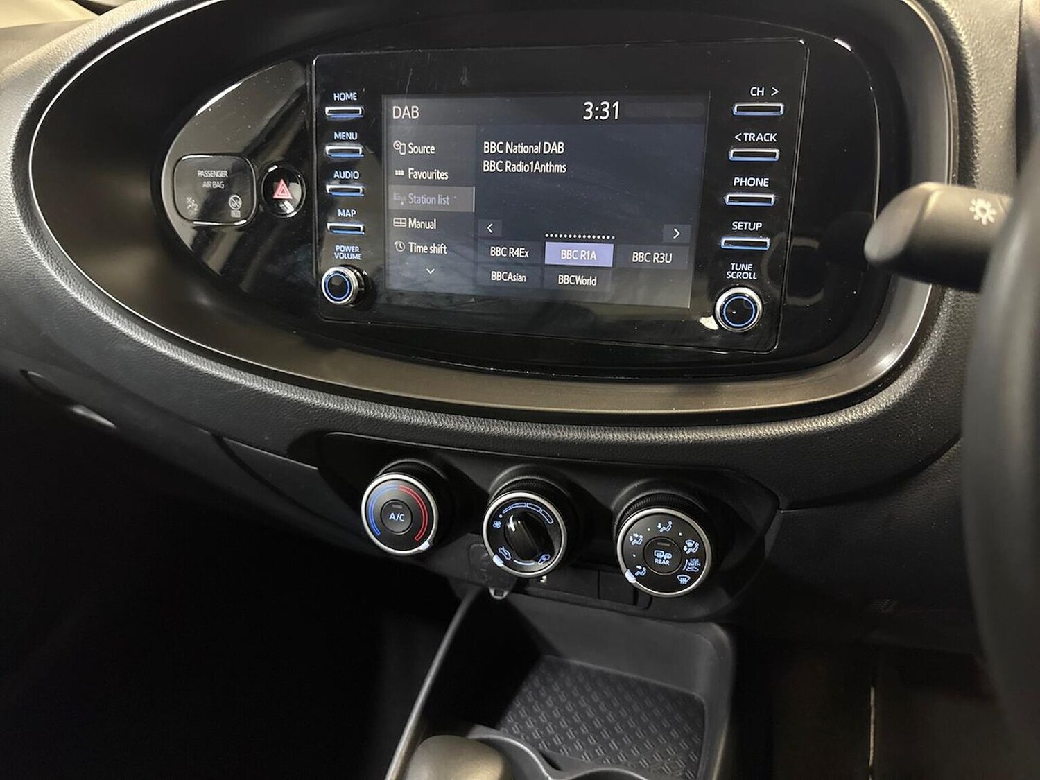 Used Toyota Aygo X 2022 for sale - 76536619: Photo 23