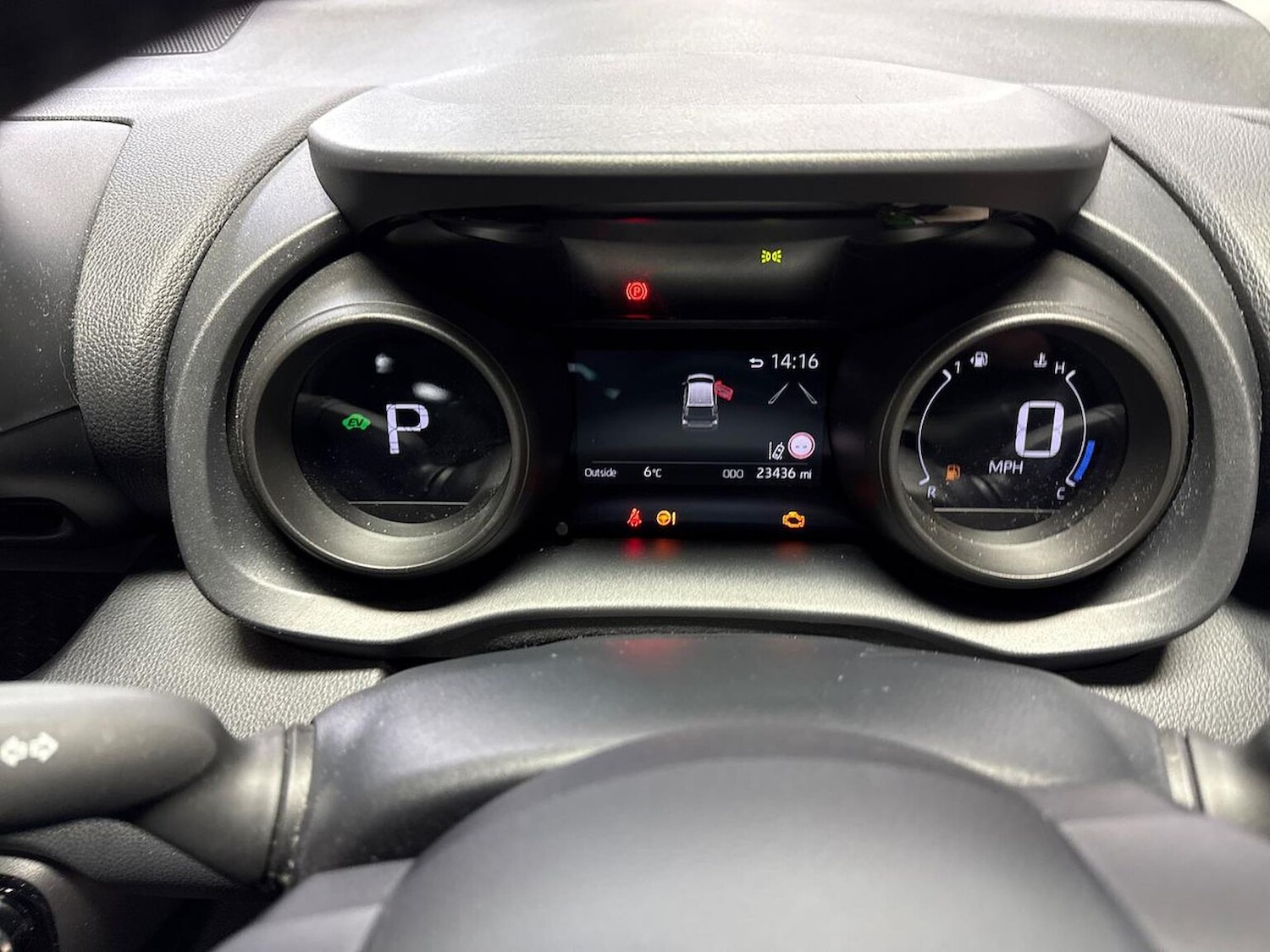 Used Toyota Yaris 2023 for sale - 77688063: Photo 10