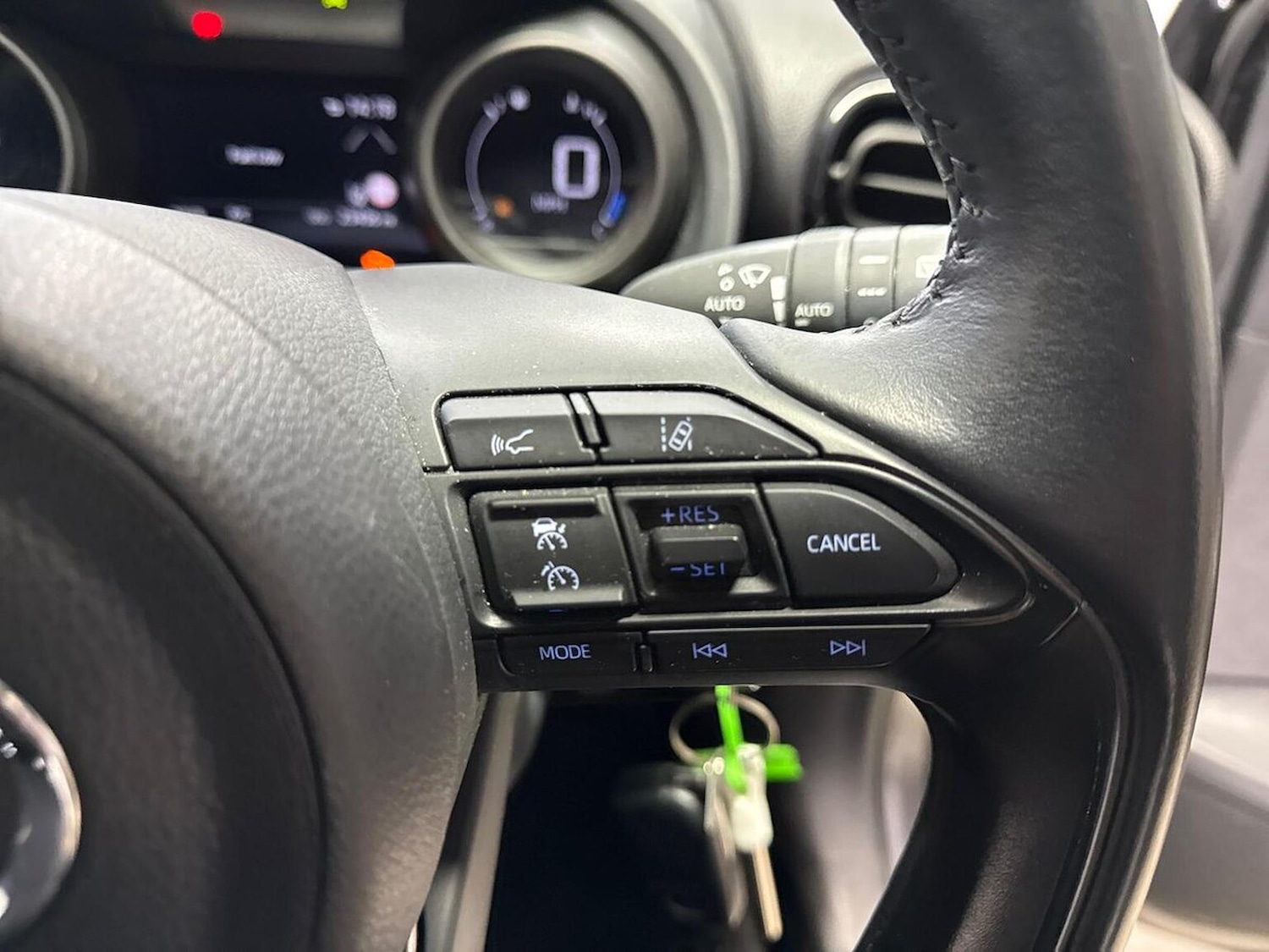 Used Toyota Yaris 2023 for sale - 77688063: Photo 24