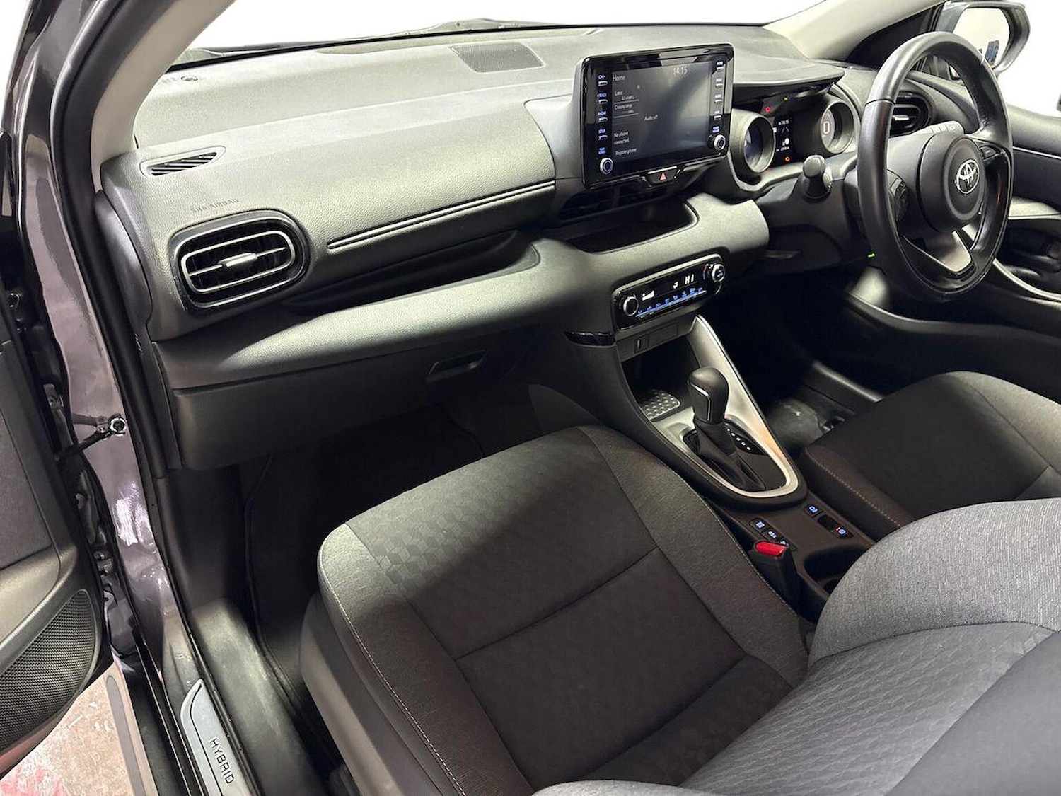 Used Toyota Yaris 2023 for sale - 77688063: Photo 7