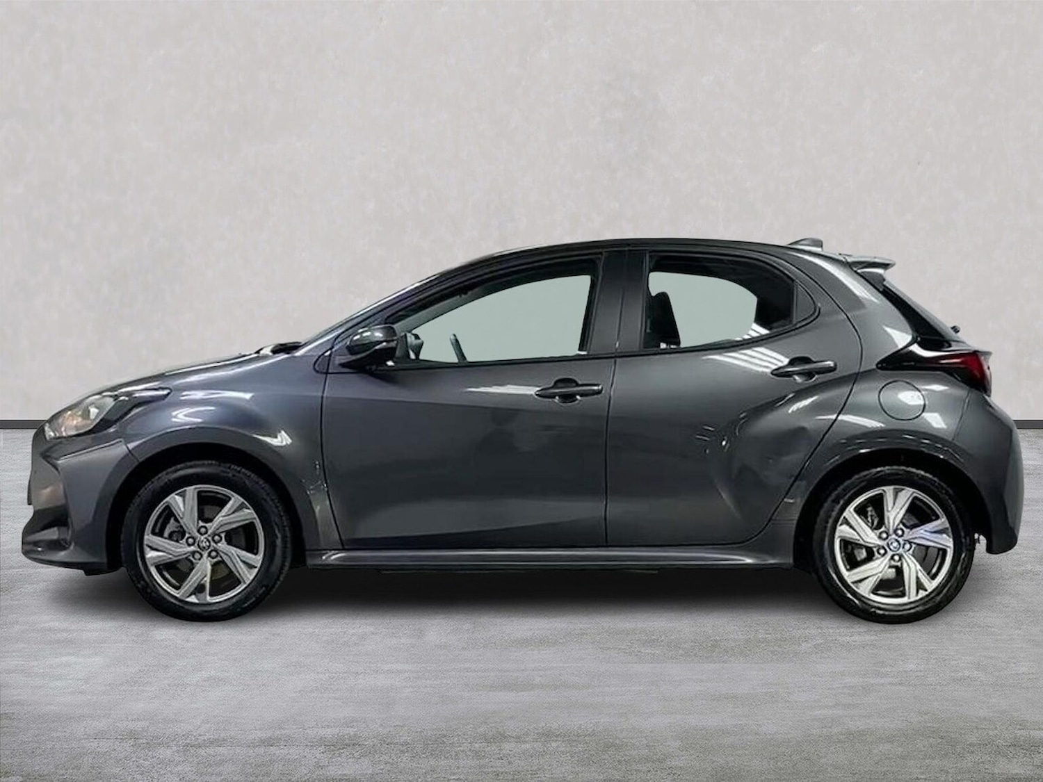 Used Toyota Yaris 2024 for sale - 78192797: Photo 19