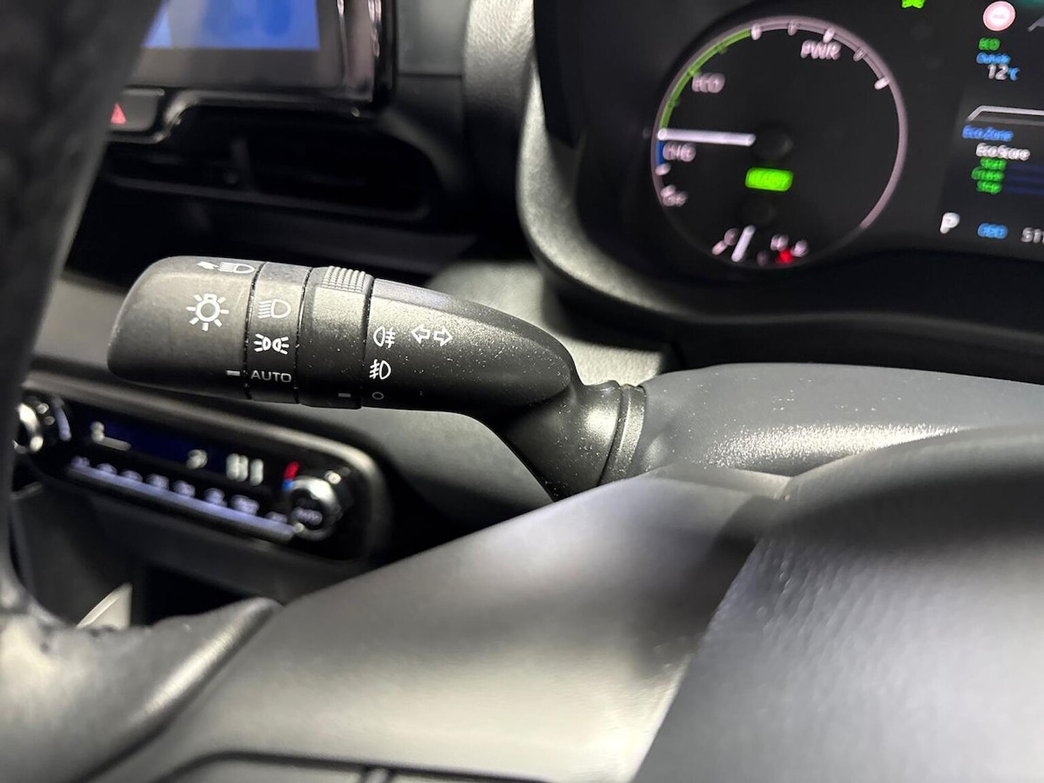 Used Toyota Yaris 2024 for sale - 78192797: Photo 29