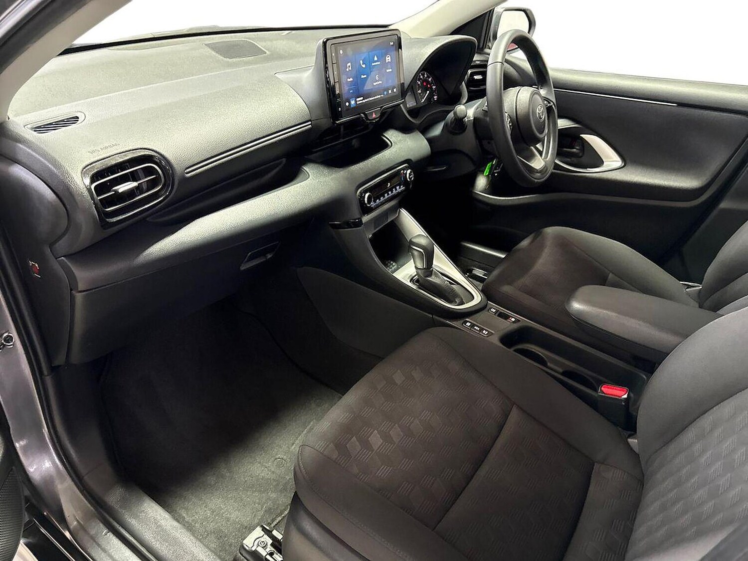 Used Toyota Yaris 2024 for sale - 78192797: Photo 7