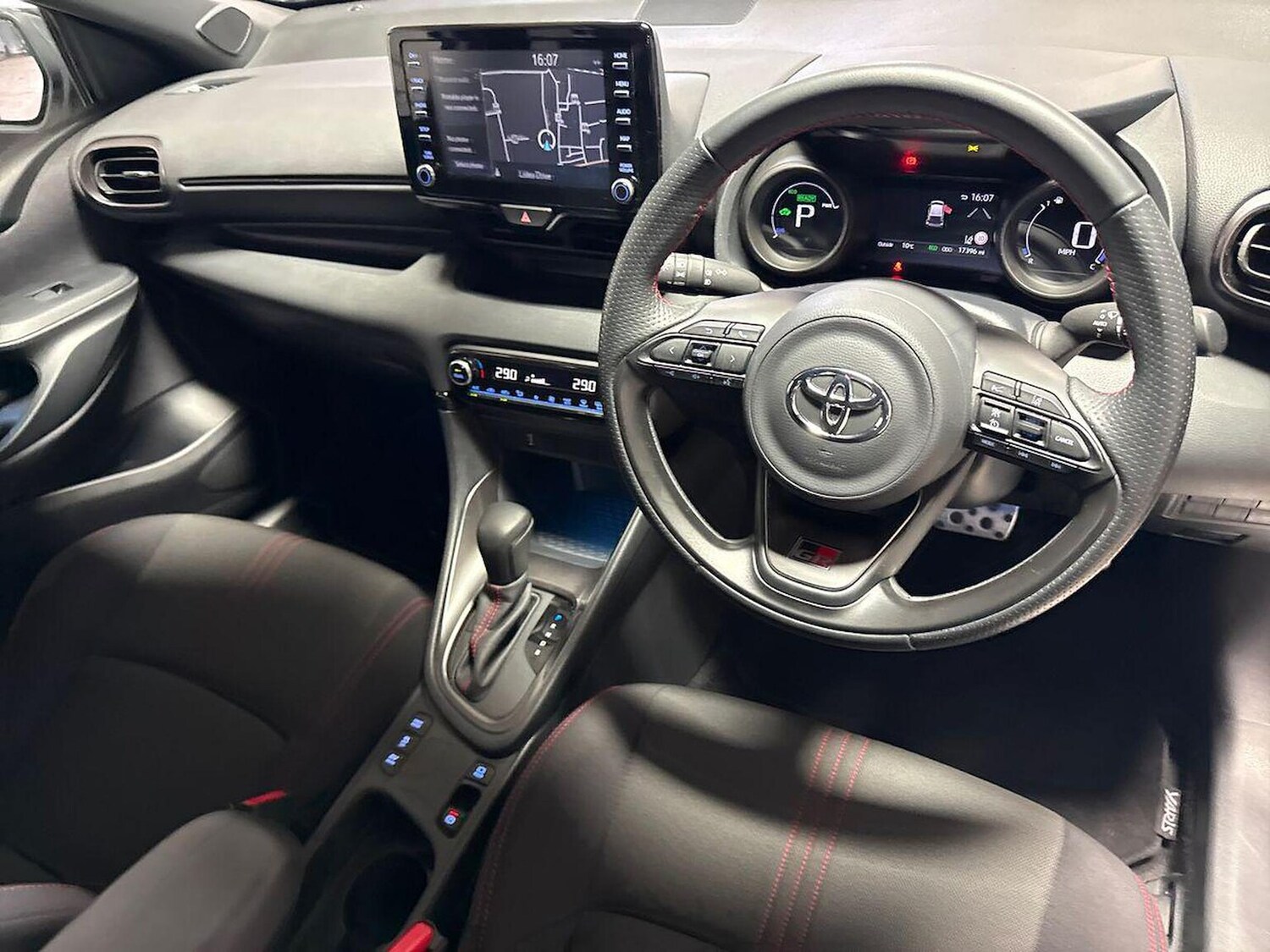 Used Toyota Yaris 2023 for sale - 76342946: Photo 15