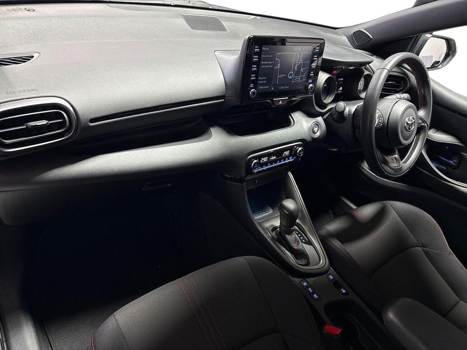 Used Toyota Yaris 2023 for sale - 76342946: Photo 7