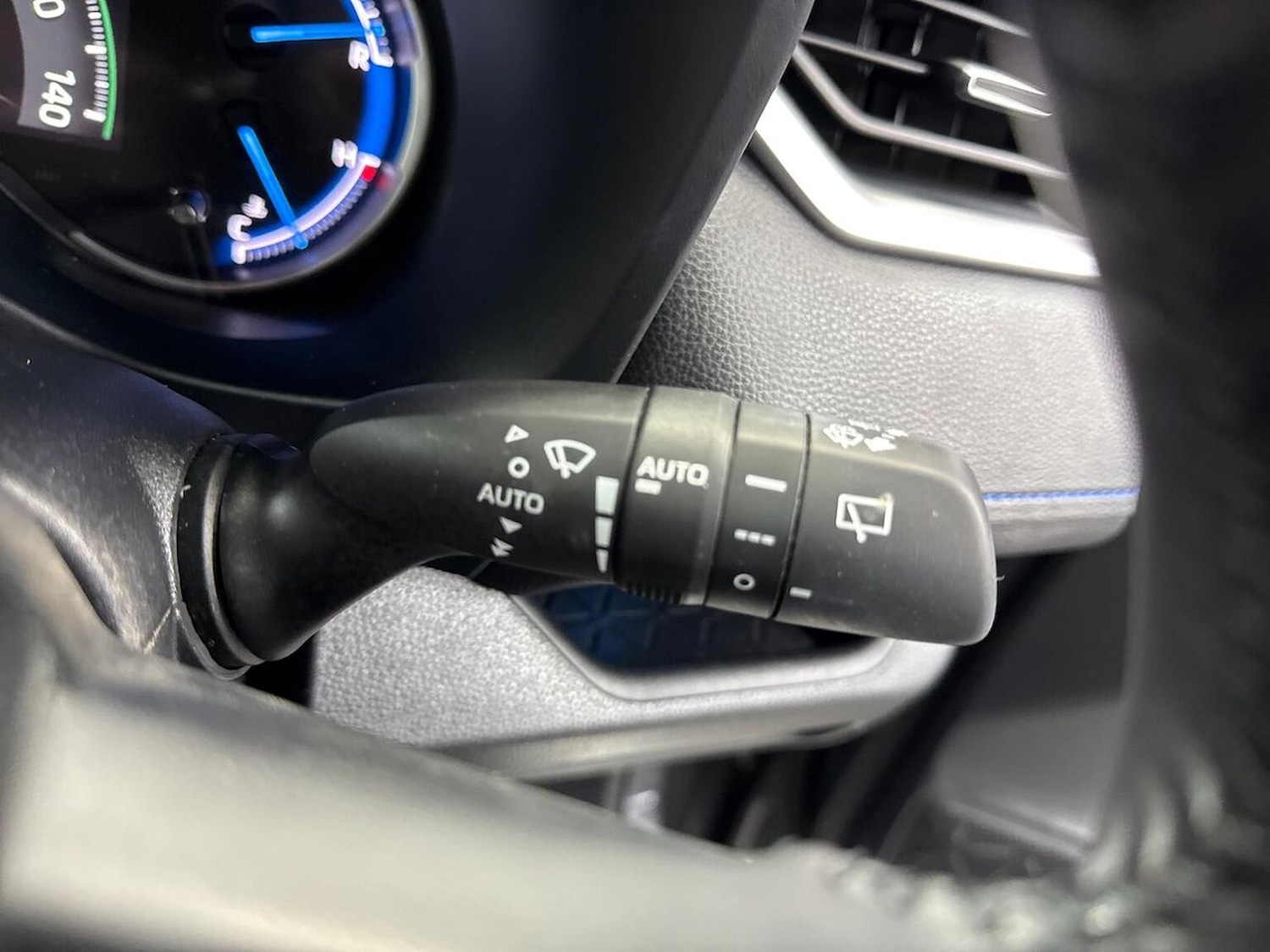 Used Toyota RAV4 2022 for sale - 77906703: Photo 27