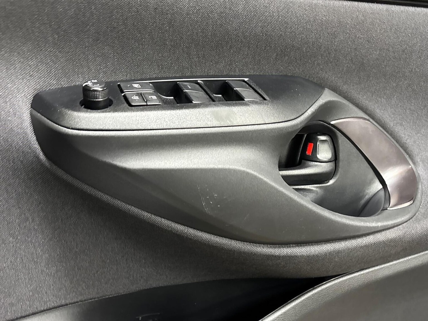 Used Toyota Yaris 2025 for sale - 77488568: Photo 21