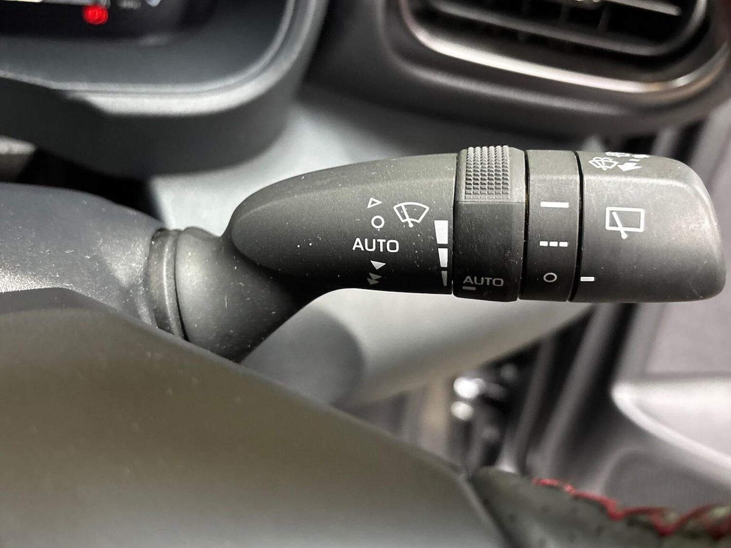 Used Toyota Yaris 2025 for sale - 77488568: Photo 27