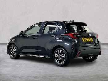 Used Toyota Yaris 2023 for sale - 75581839: Photo
