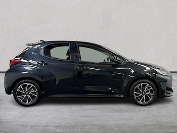 Used Toyota Yaris 2023 for sale - 75581839: Photo
