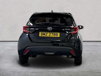 Used Toyota Yaris 2023 for sale - 75581839: Photo