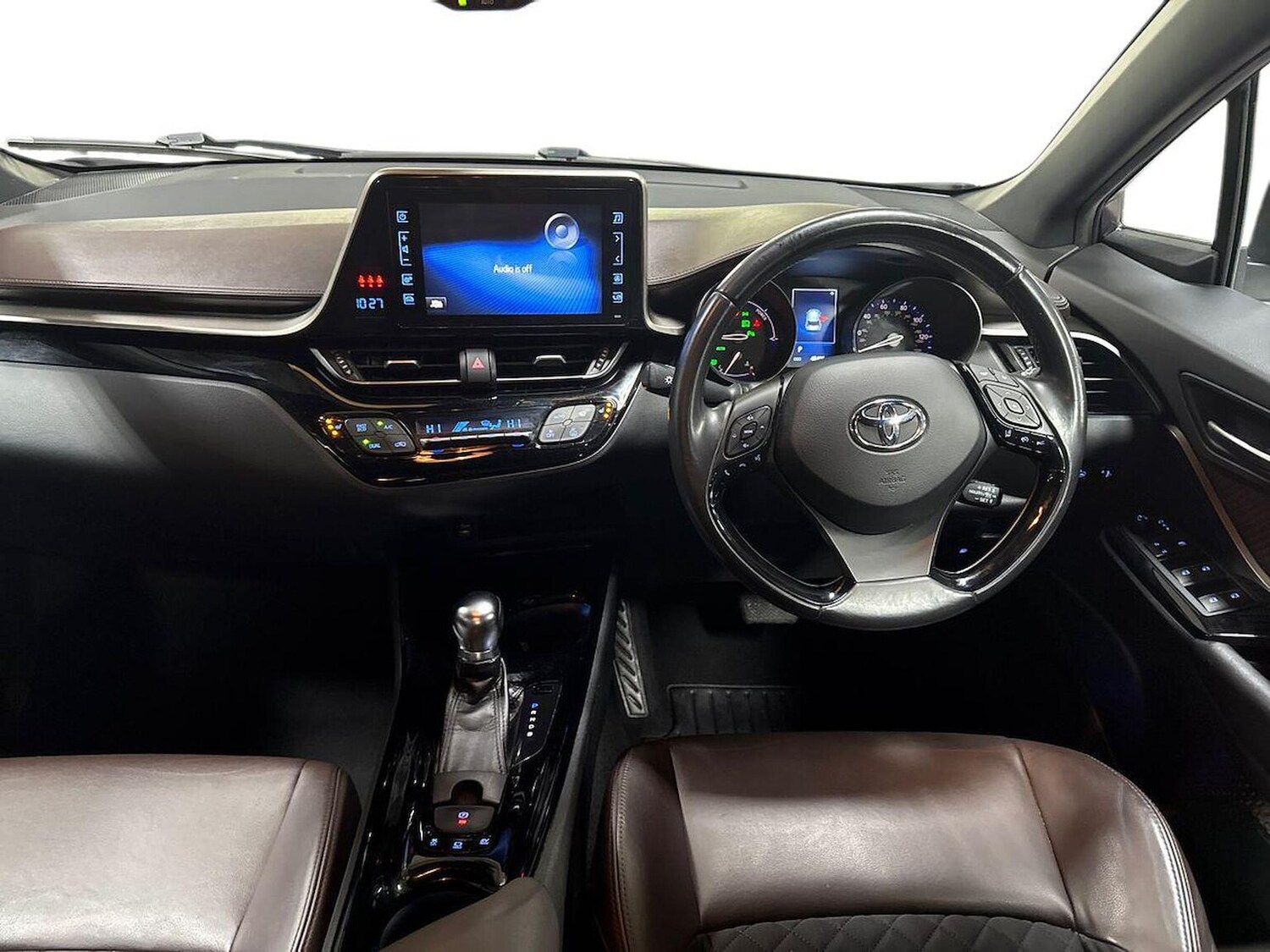 Used Toyota C-HR 2018 for sale - 78194199: Photo 11