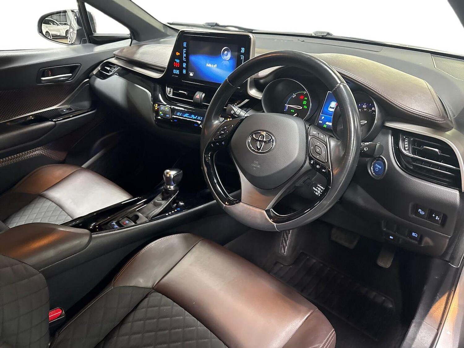 Used Toyota C-HR 2018 for sale - 78194199: Photo 17