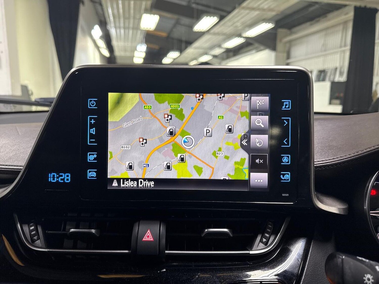 Used Toyota C-HR 2018 for sale - 78194199: Photo 26