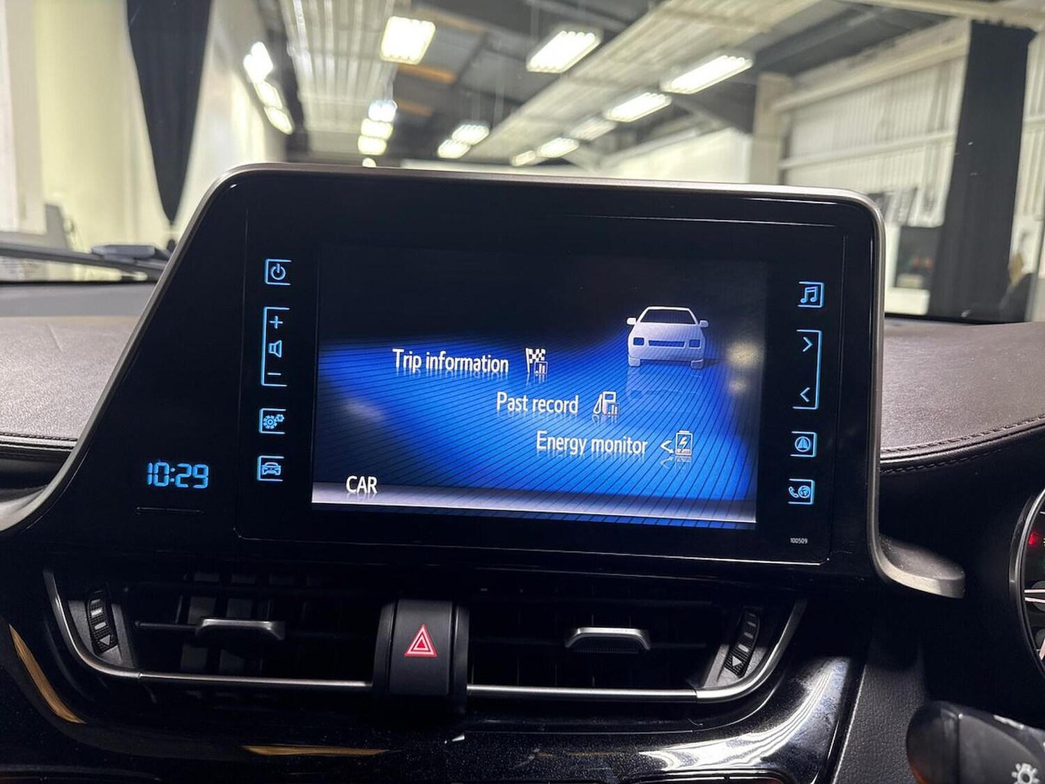 Used Toyota C-HR 2018 for sale - 78194199: Photo 27