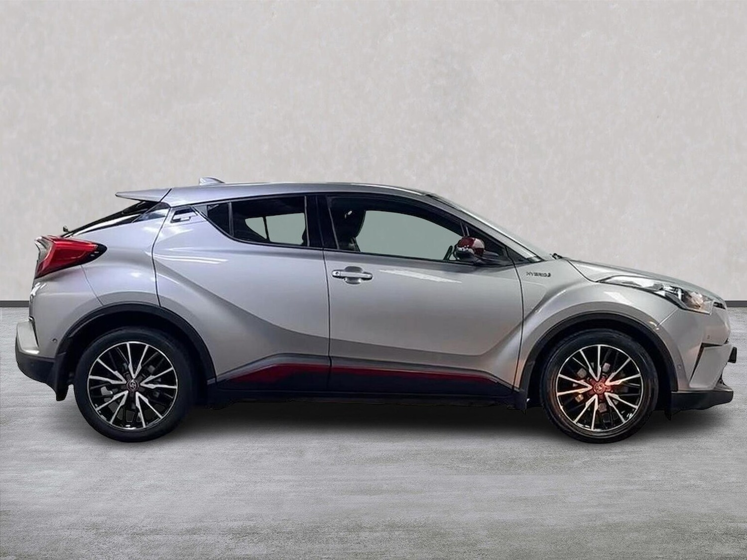 Used Toyota C-HR 2018 for sale - 78194199: Photo 5