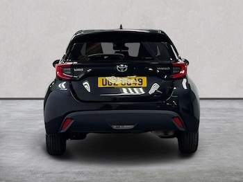 Used Toyota Yaris 2021 for sale - 78594709: Photo