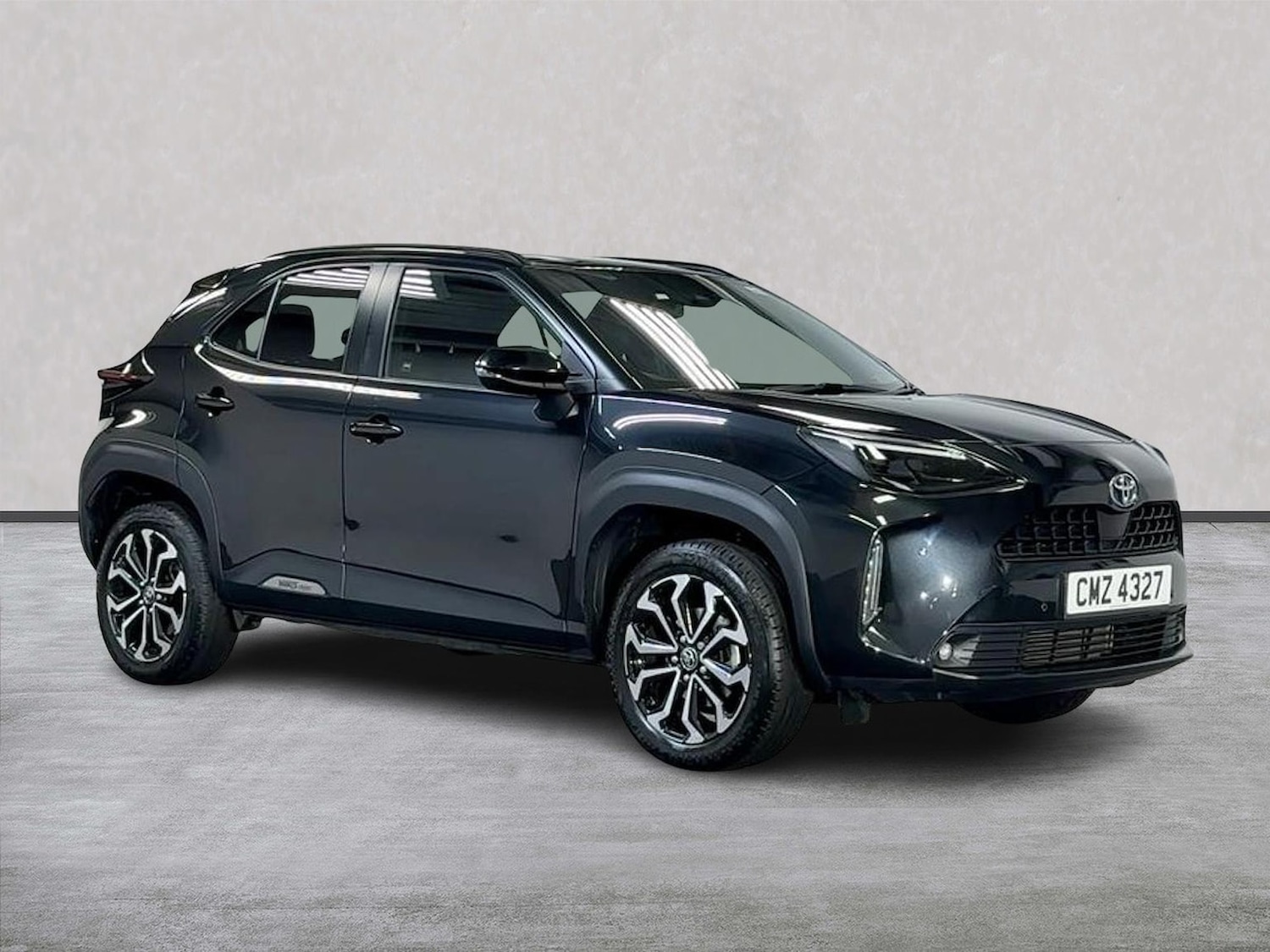 Used Toyota Yaris Cross 2023 for sale - 76115472: Photo 1