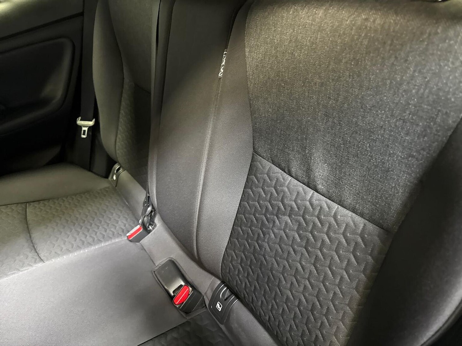 Used Toyota Yaris Cross 2023 for sale - 76115472: Photo 16