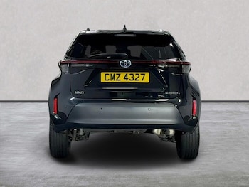 Used Toyota Yaris Cross 2023 for sale - 76115472: Photo 4