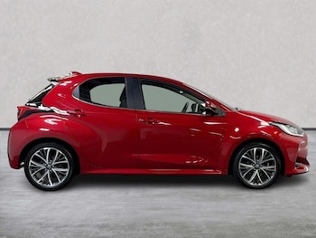 Used Toyota Yaris 2023 for sale - 75556312: Photo