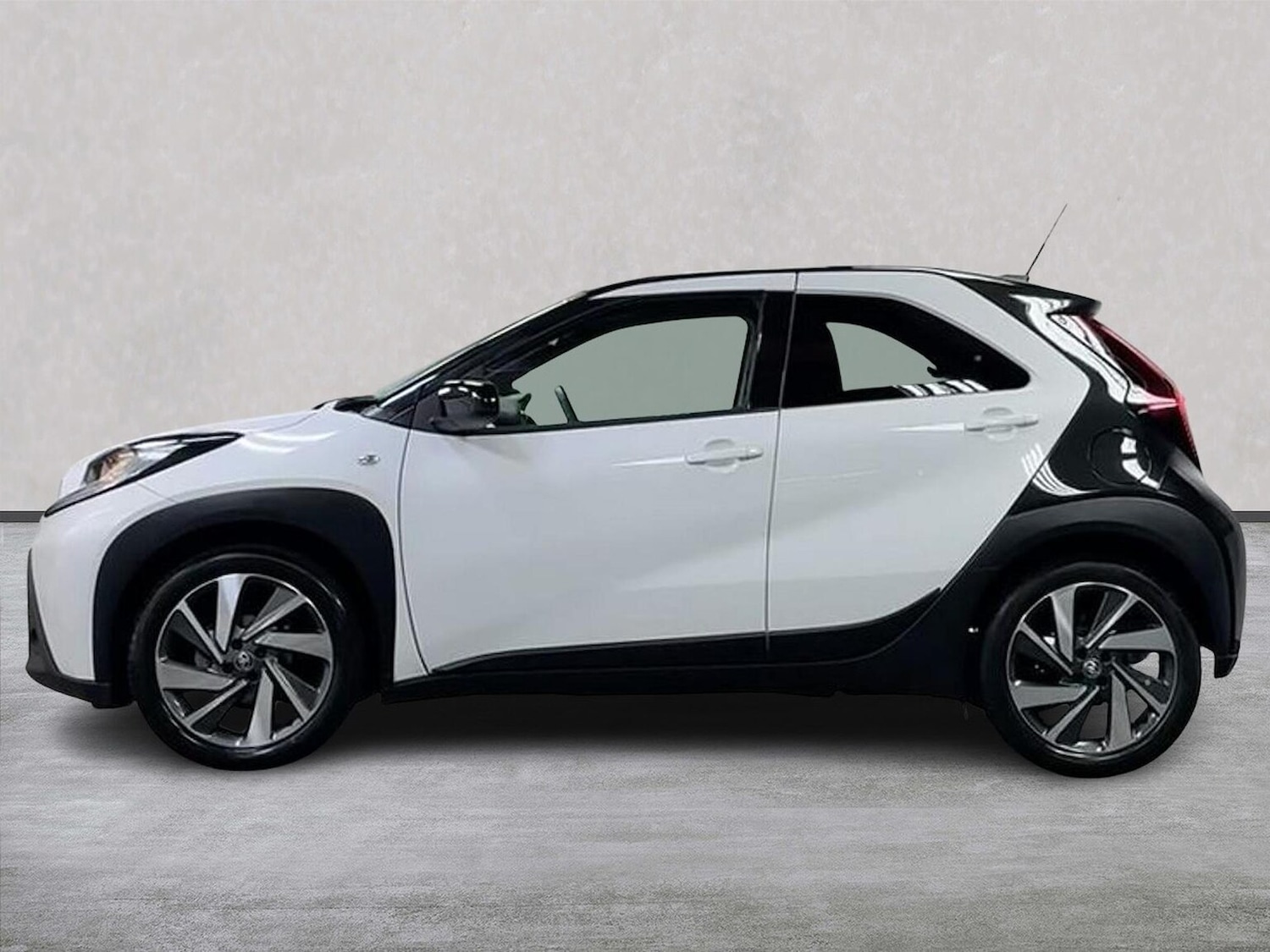 Used Toyota Aygo X 2024 for sale - 77639264: Photo 19