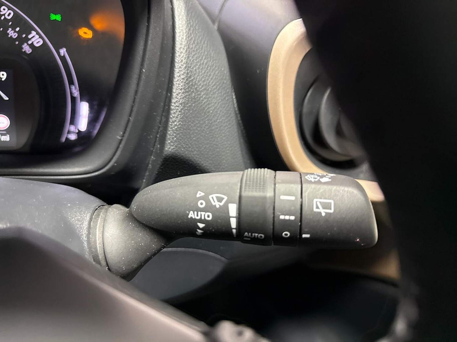 Used Toyota Aygo X 2023 for sale - 76490669: Photo 27