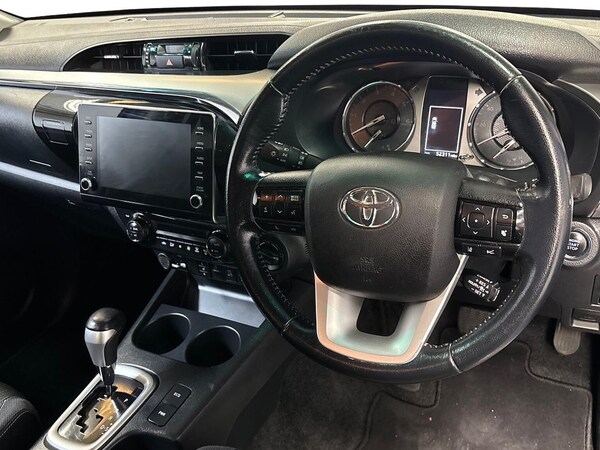 Used Toyota Hilux 2023 for sale - 75490550: Photo 15