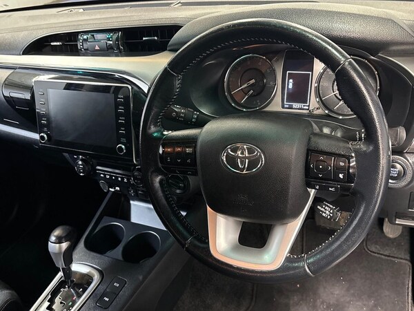 Used Toyota Hilux 2023 for sale - 75490550: Photo 21