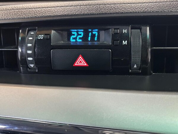 Used Toyota Hilux 2023 for sale - 75490550: Photo 22