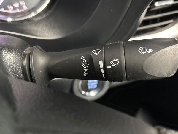 Used Toyota Hilux 2023 for sale - 75490550: Photo 27