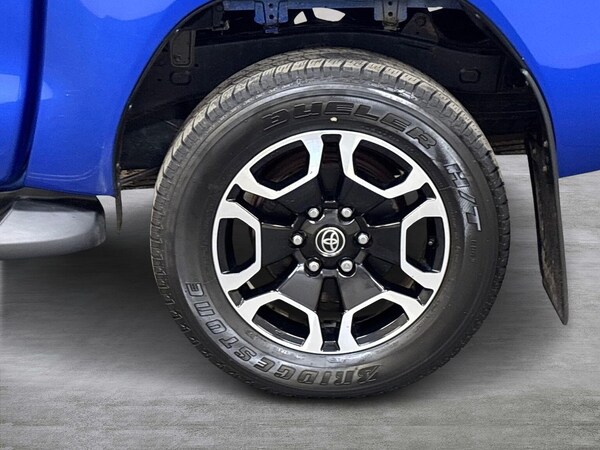 Used Toyota Hilux 2023 for sale - 75490550: Photo 6