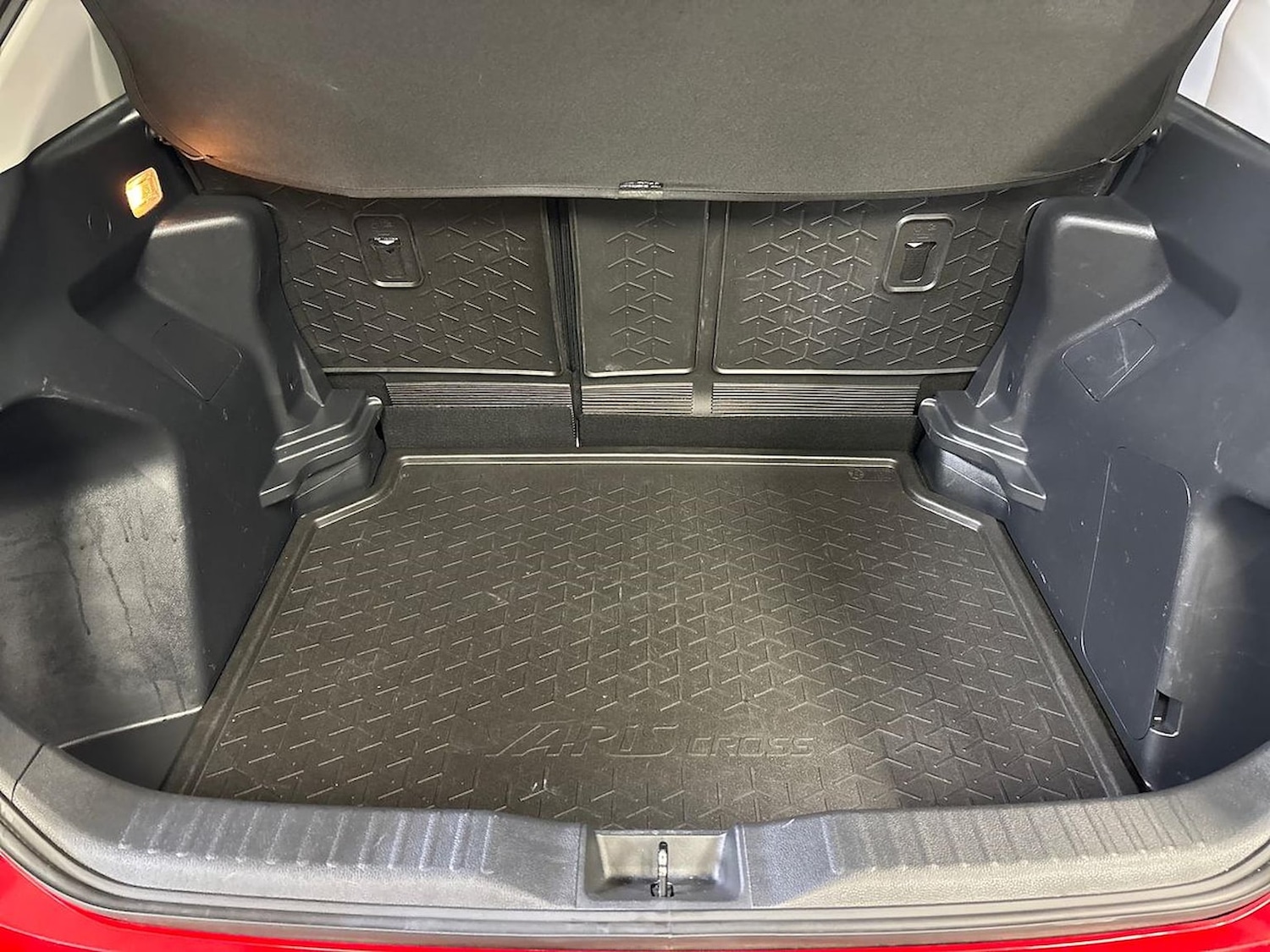 Used Toyota Yaris Cross 2023 for sale - 76142889: Photo 17