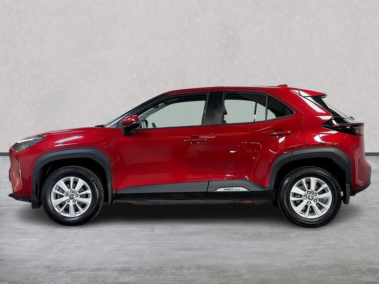 Used Toyota Yaris Cross 2023 for sale - 76142889: Photo 19