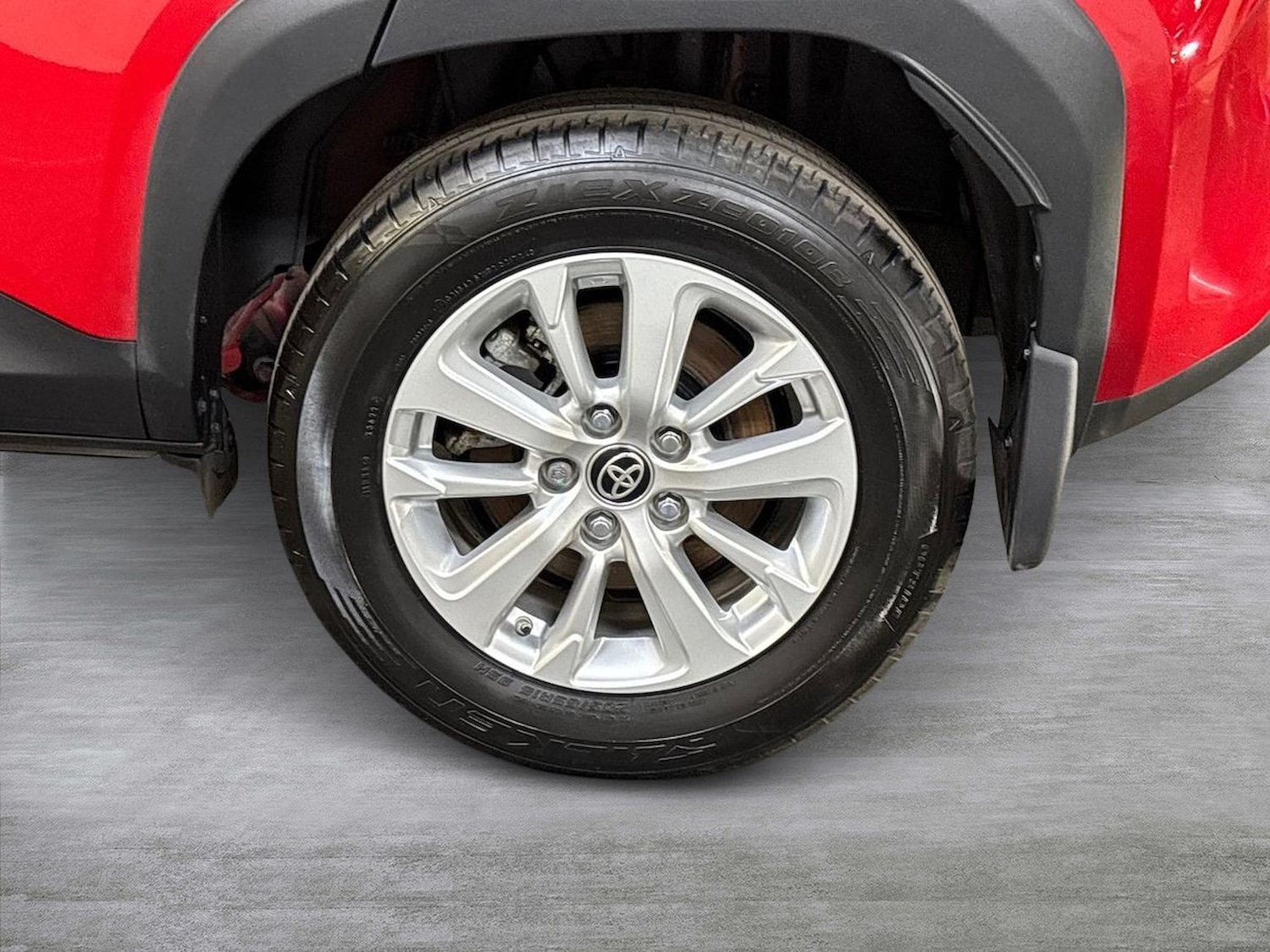 Used Toyota Yaris Cross 2023 for sale - 76142889: Photo 6