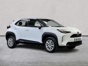 Used Toyota Yaris Cross 2023 for sale - 75490201: Photo