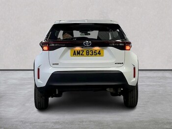 Used Toyota Yaris Cross 2023 for sale - 75490201: Photo