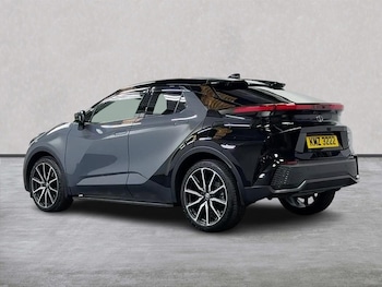 Used Toyota C-HR 2026 for sale - 78681689: Photo